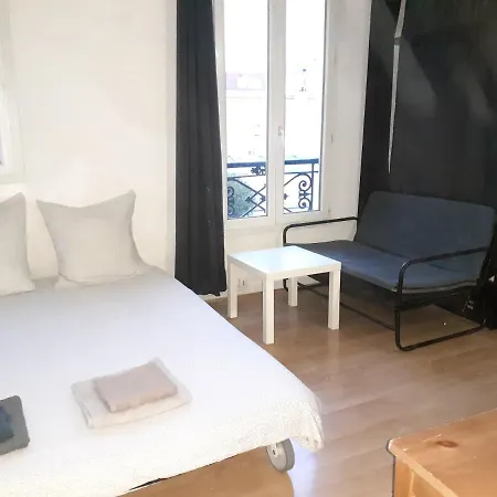 Διαμέρισμα Entier A Proche Place Voltaire.
